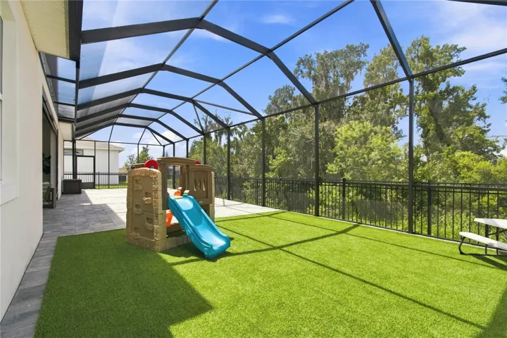 8699 Ivy Stark Blvd - Lanai Extension