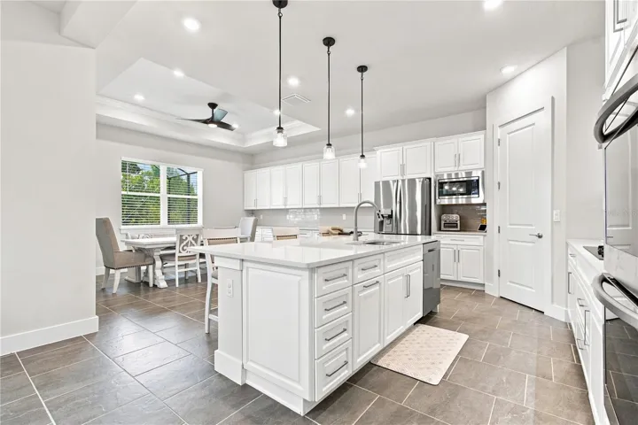 8699 Ivy Stark Blvd - Kitchen