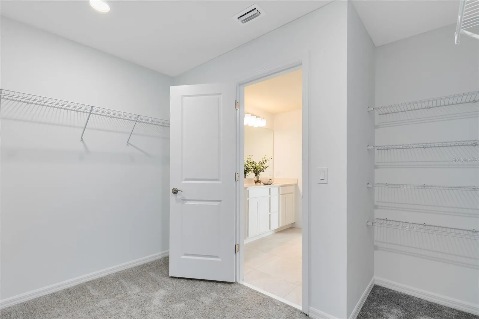 Model Home Design Only. Pictures and furnishings are for illustrative purposes only. Elevations, colors and options may vary. Furniture is for model home staging only.