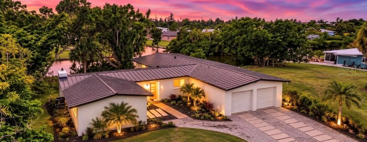 Virtually staged driveway  and landscaping