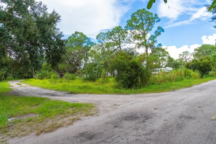 Lee Rd to Cypress Ln- road sign is missing!
