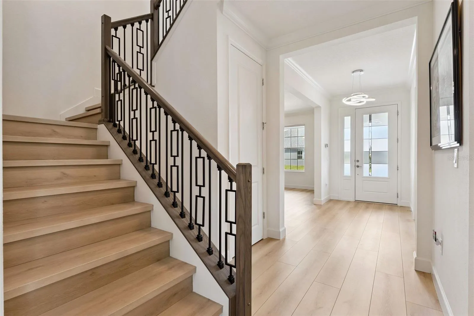 Foyer &amp; Staircase