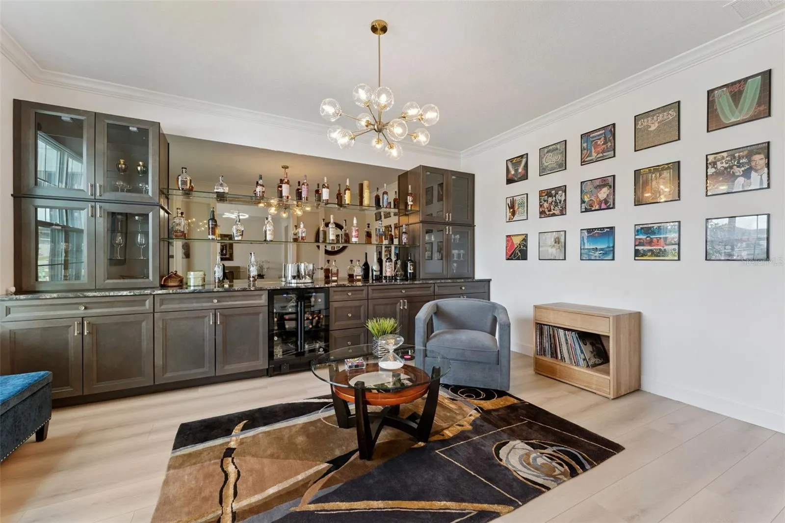 Bar/Entertaining area