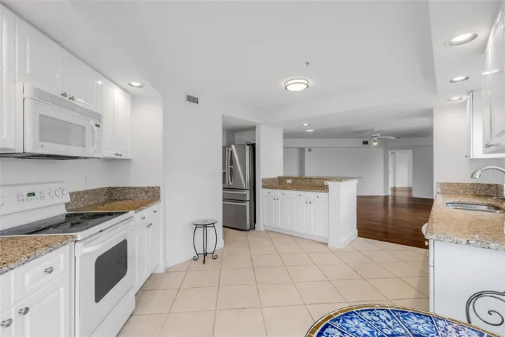 Kitchen.4
