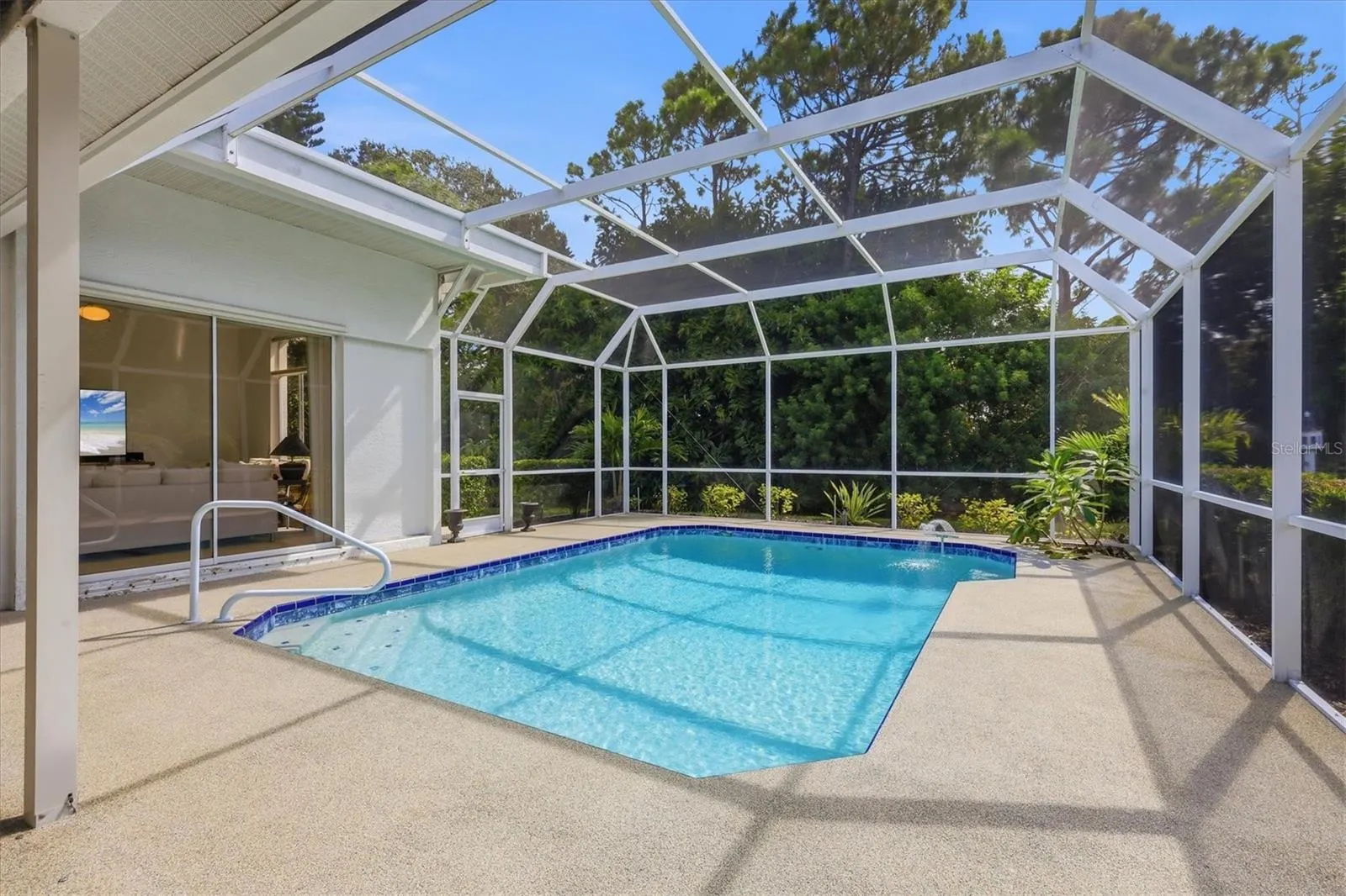 Salt-water pool with rubberized deck