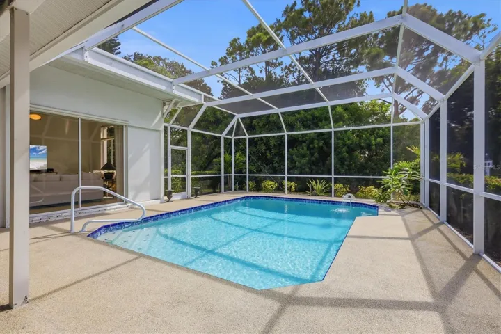 Salt-water pool with rubberized deck