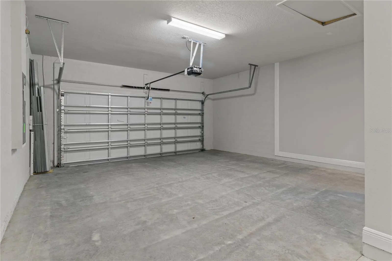3 Car Garage - Tandem Style
