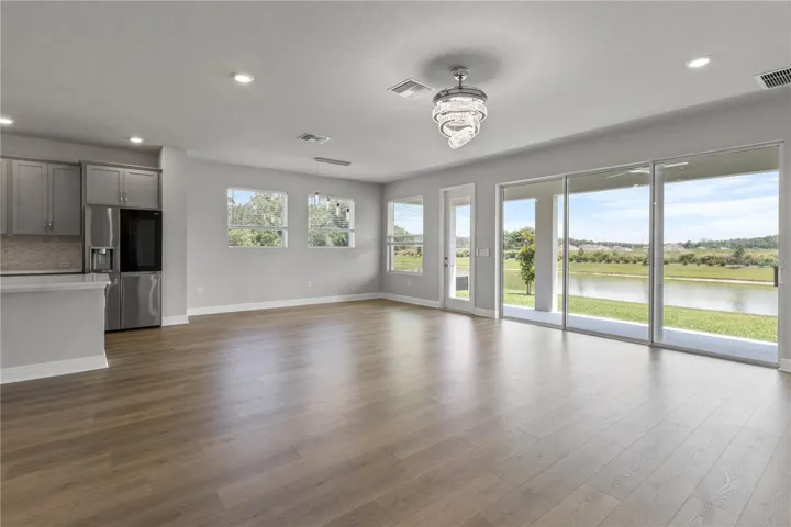 Living Room/Dining Room