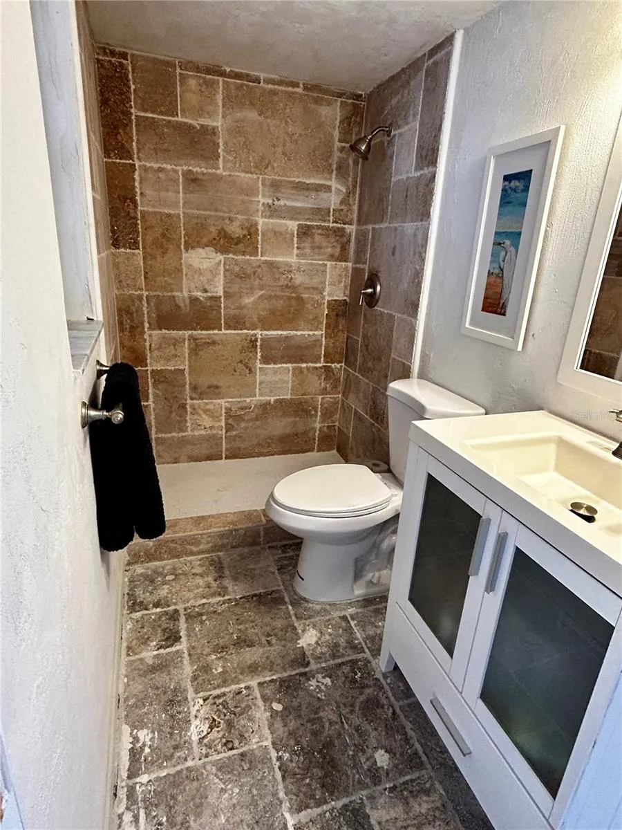 Downstairs full bath
