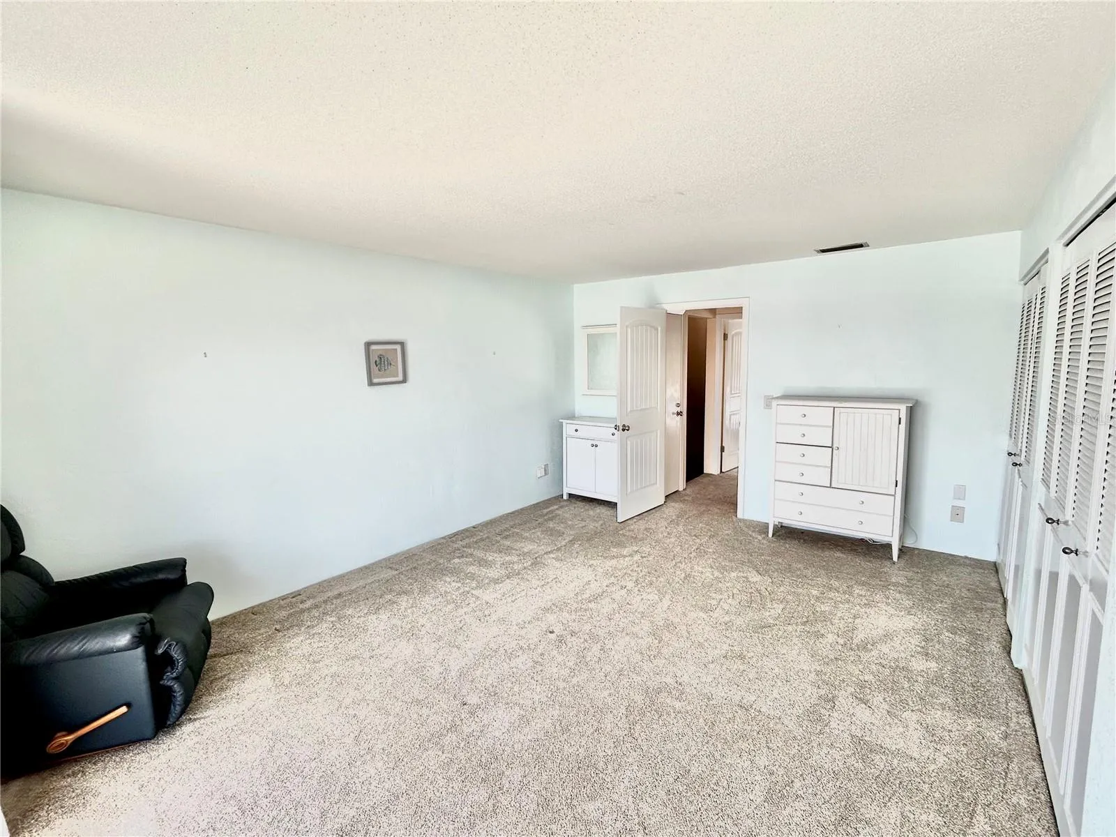 Primary suite