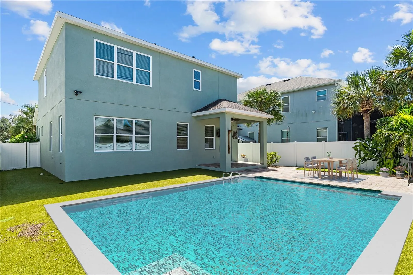 Inspiration for your own pool