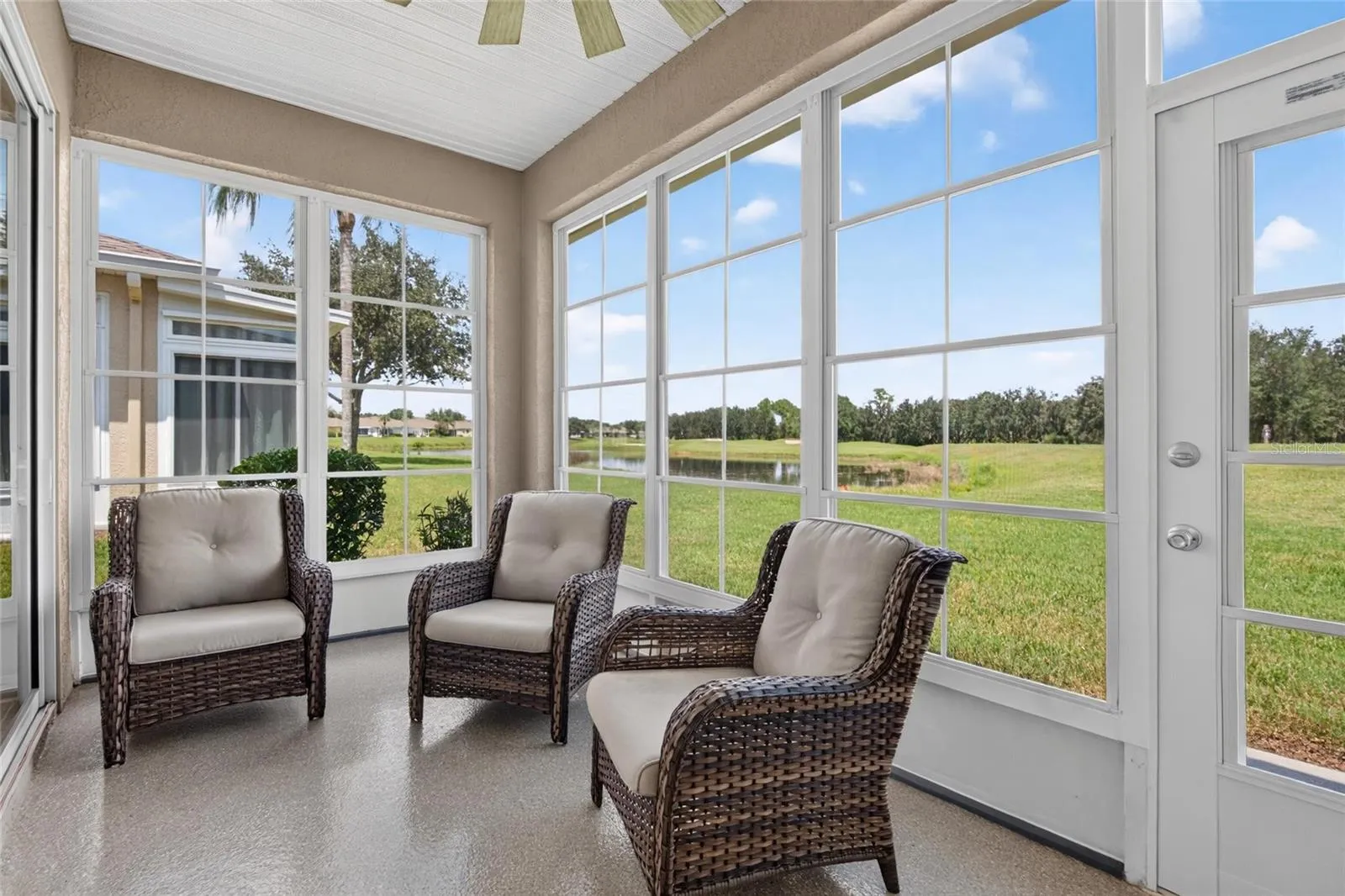 3 Abundant Natural Light