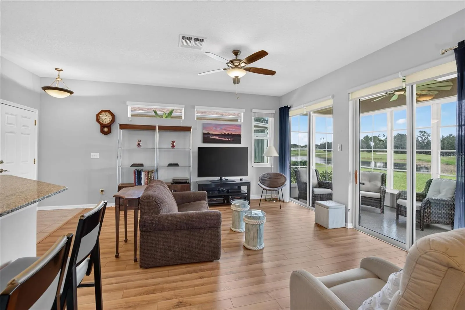 4 Bright &amp; Inviting Living Space
