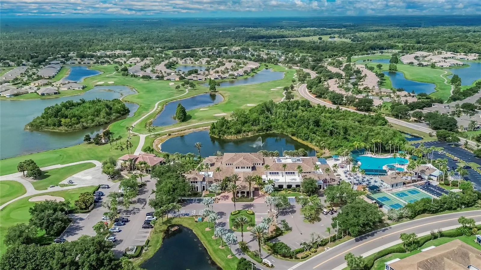 45. Close to Golf, Recreation, Shopping &amp; Dining