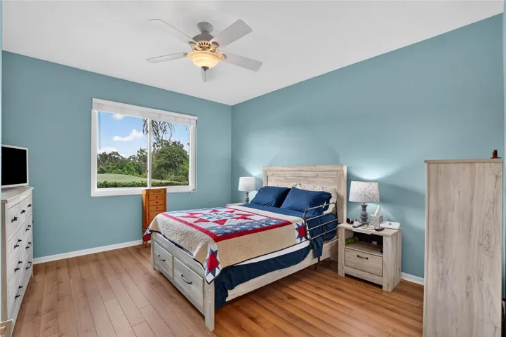 6  Relaxing Primary Suite
