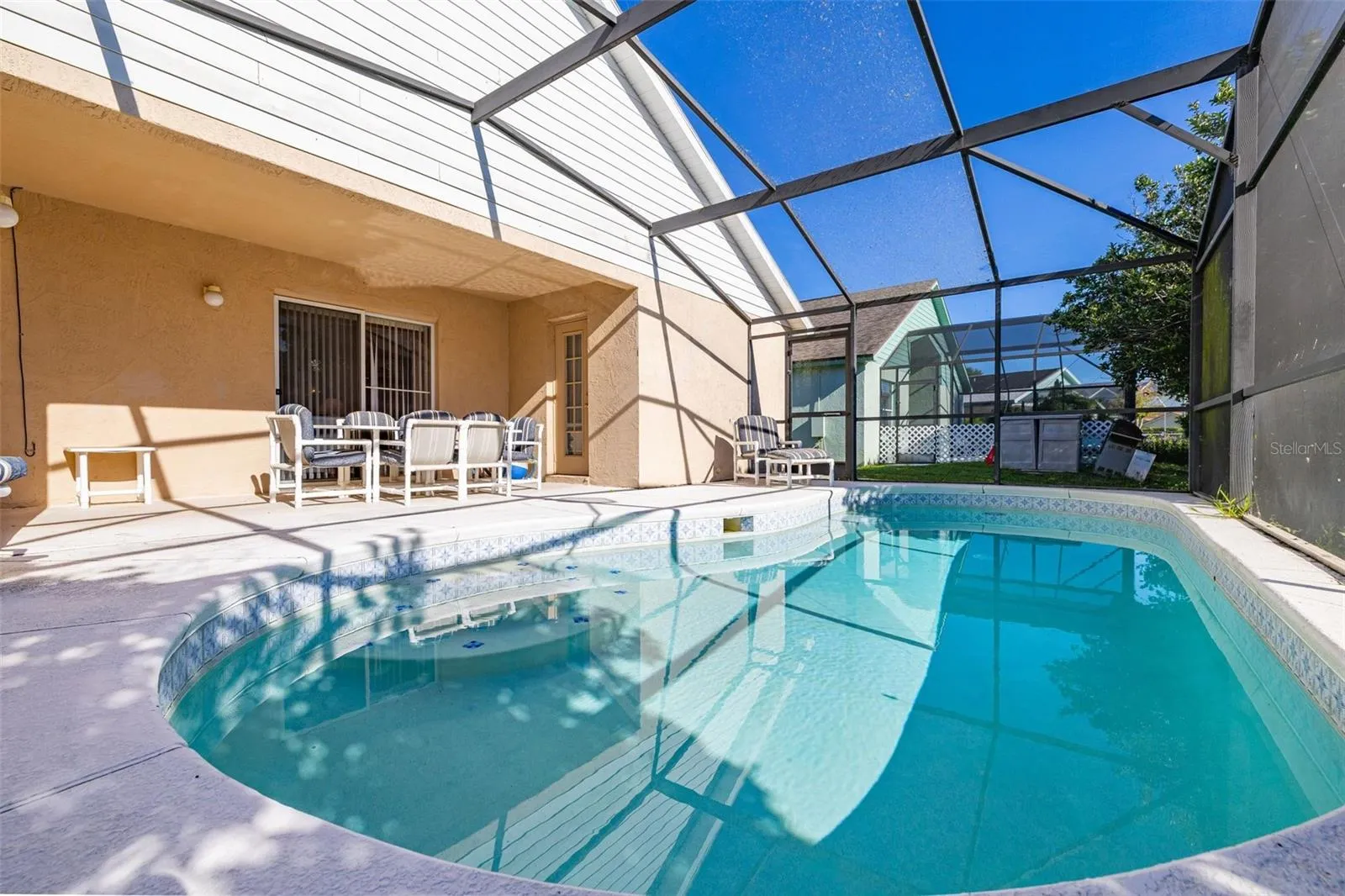 Screened Patio/Pool