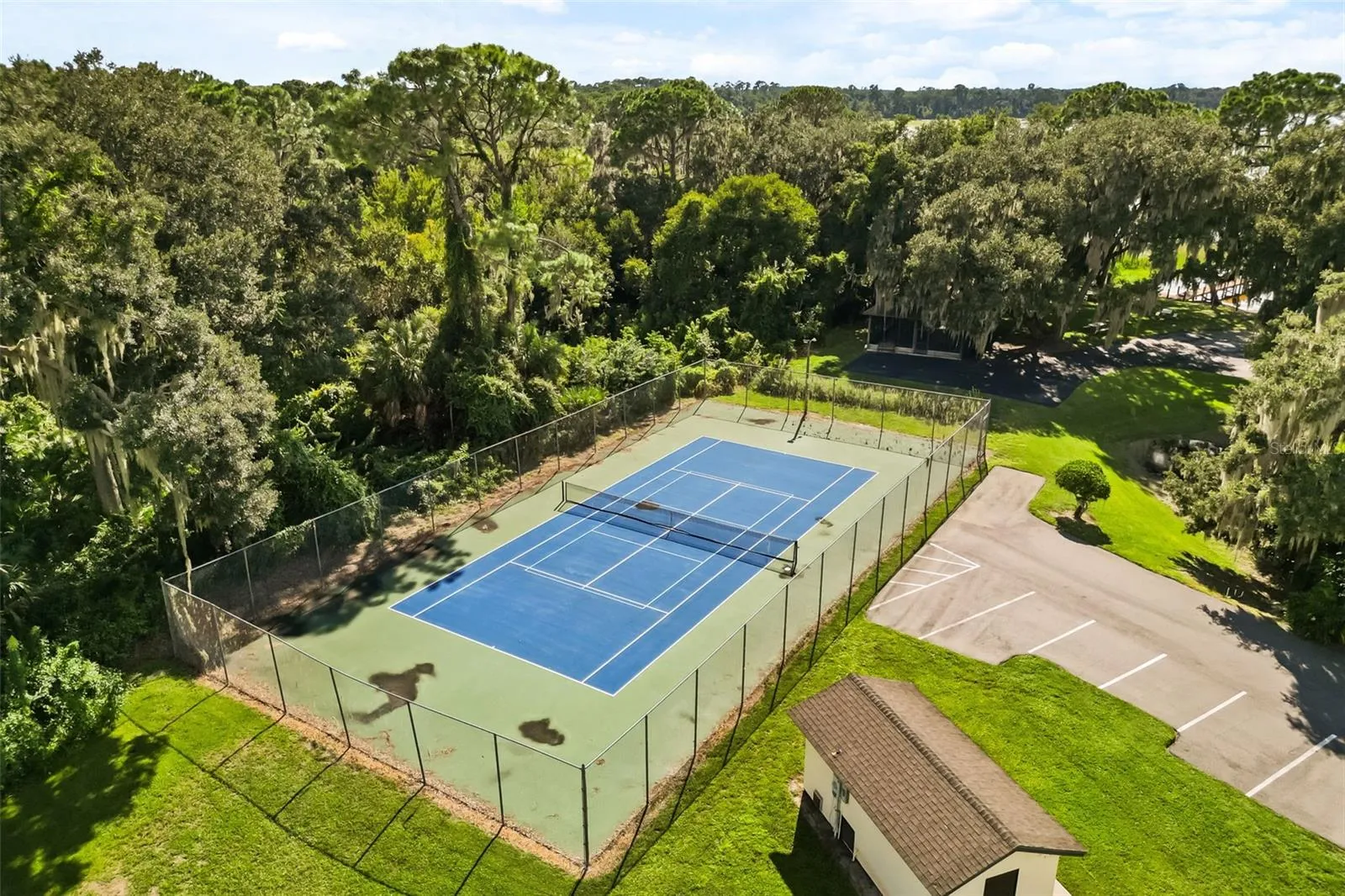 Community Tennis & Pickle Ball court