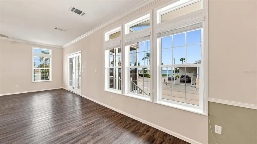Loads of light through front windows