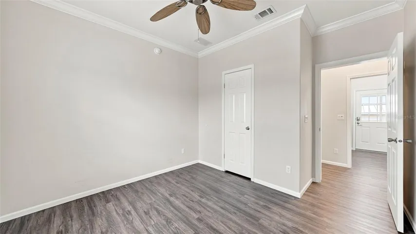 Guest bedroom