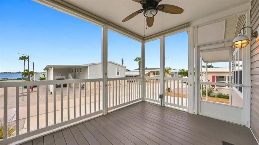 Front Lanai