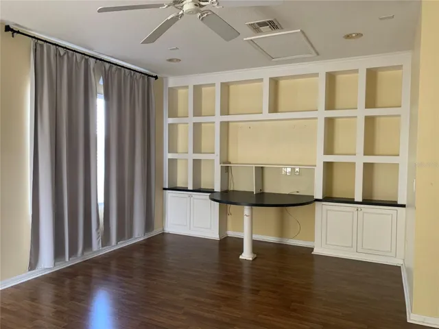 UPSTAIRS BONUS ROOM