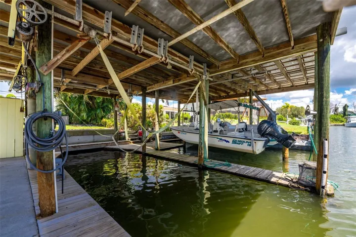 BOATHOUSE