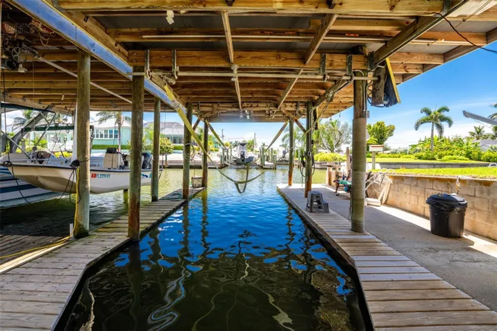 BOATHOUSE