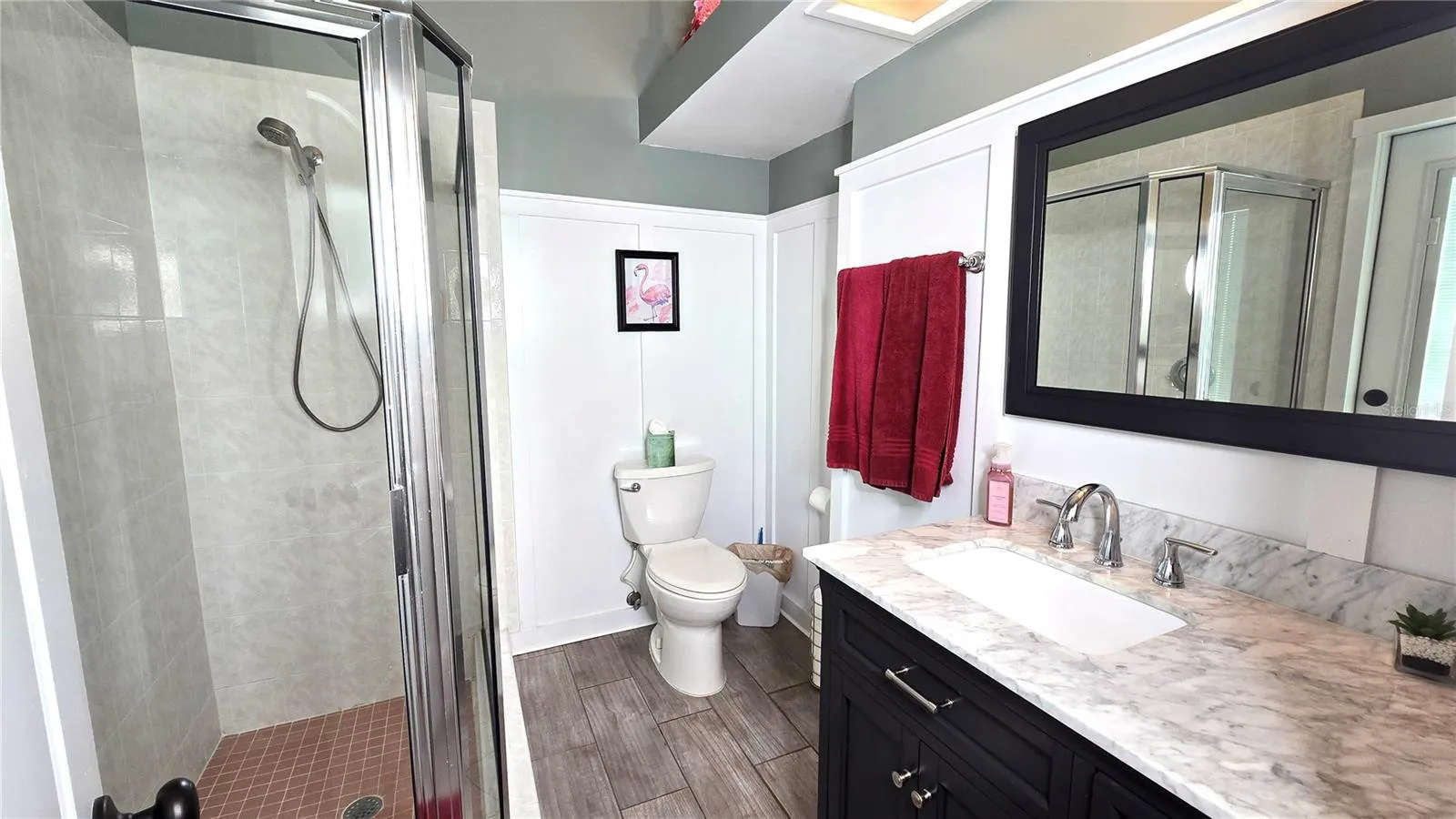 Full 3rd bathroom.  This bathroom has an access door to the back yard pool area.