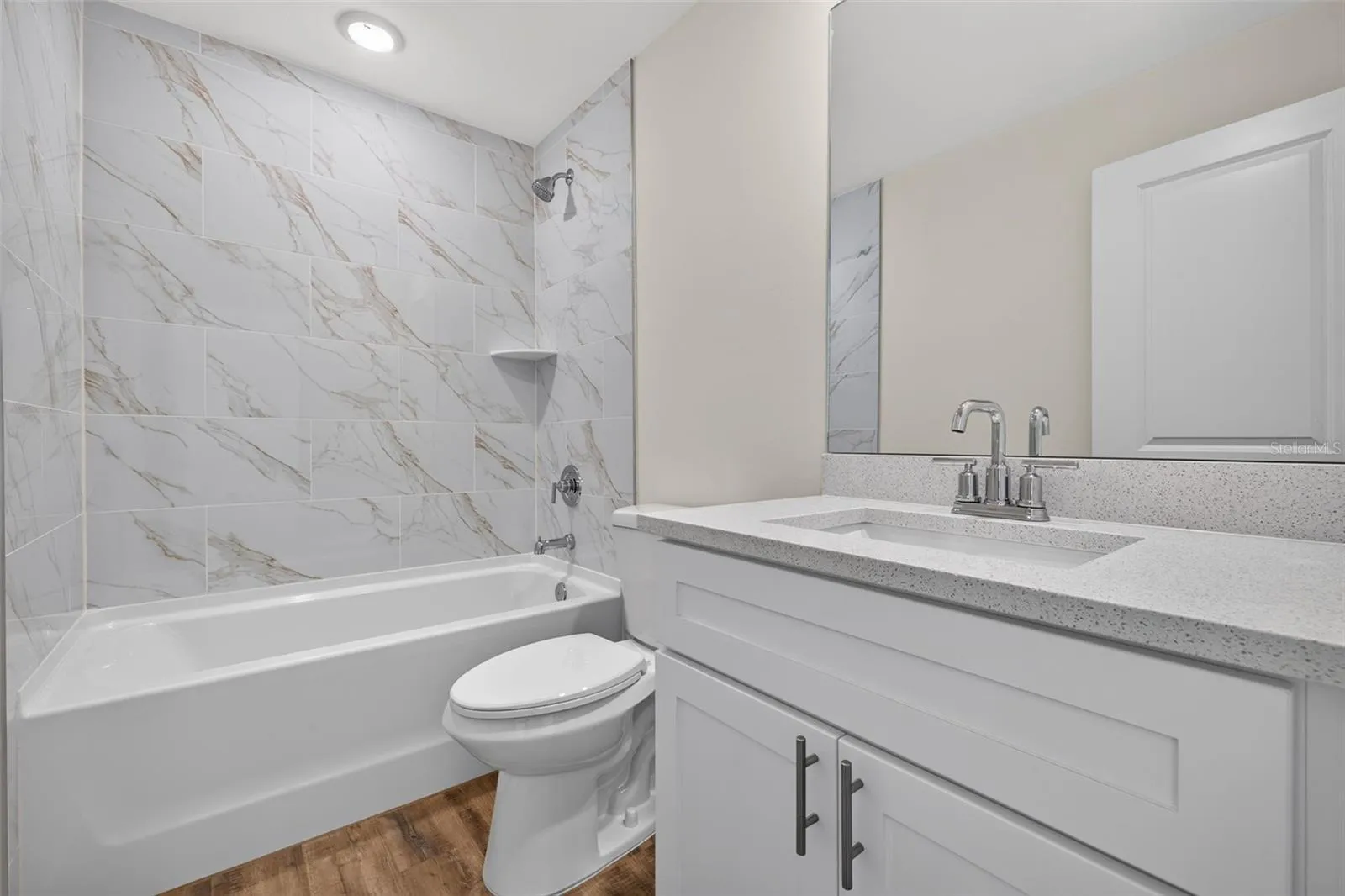 Guest Hall Bath with Tub