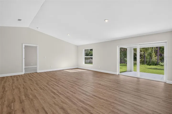 Open Floor plan Living room/ dining room