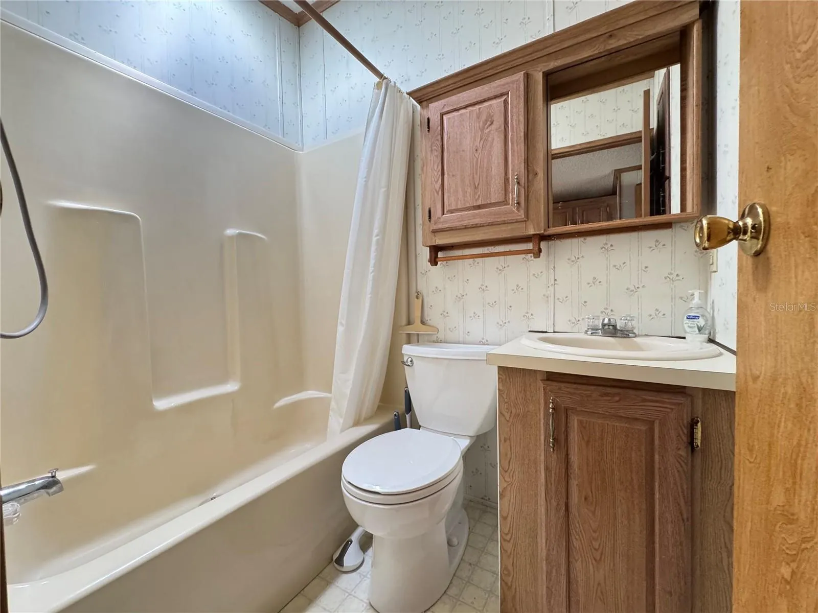 Full Bath