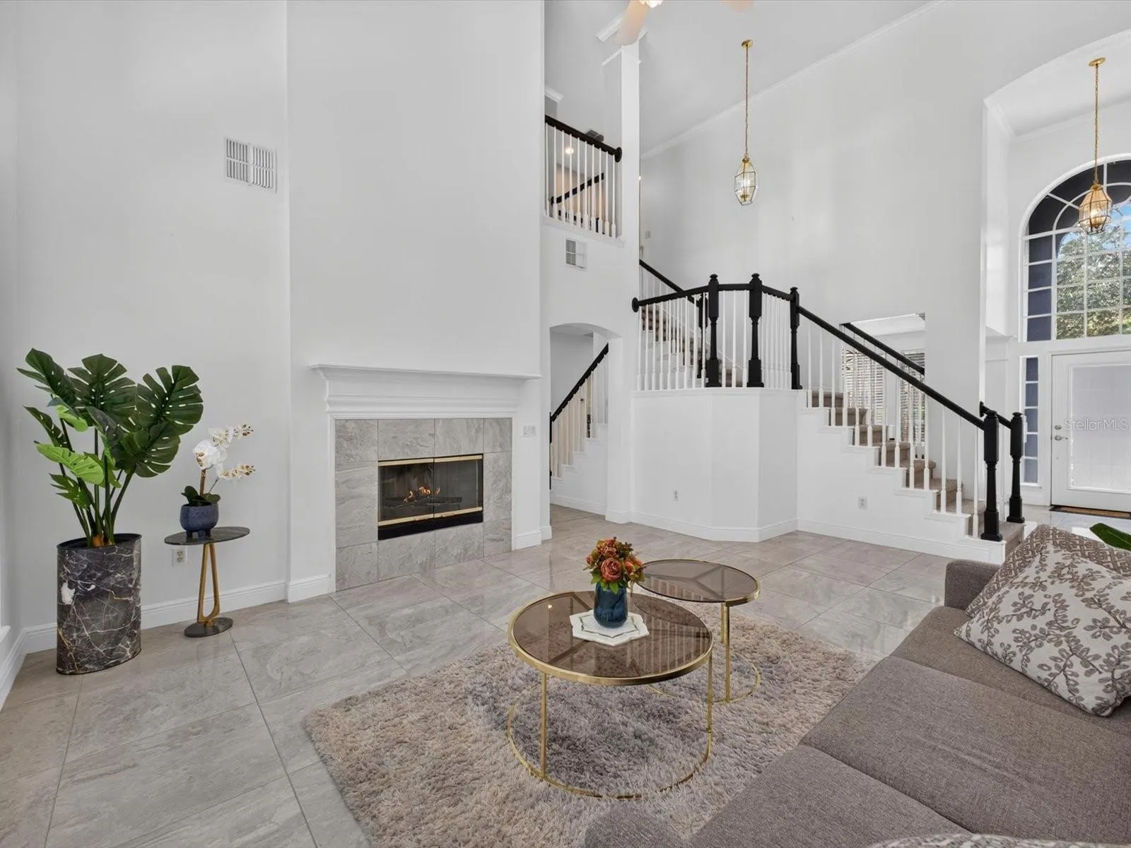 Formal living