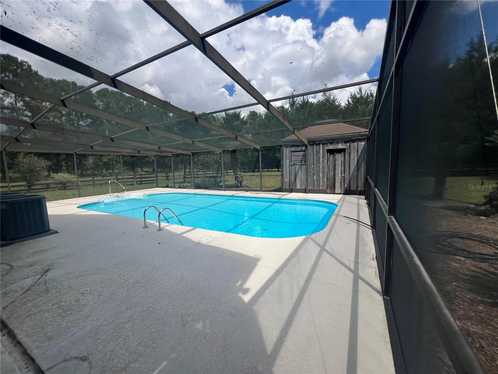Screened pool