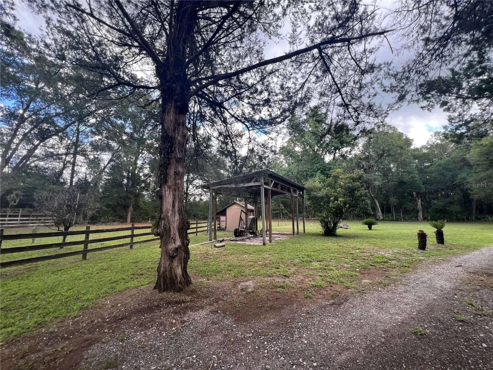 Well shed and pole barn