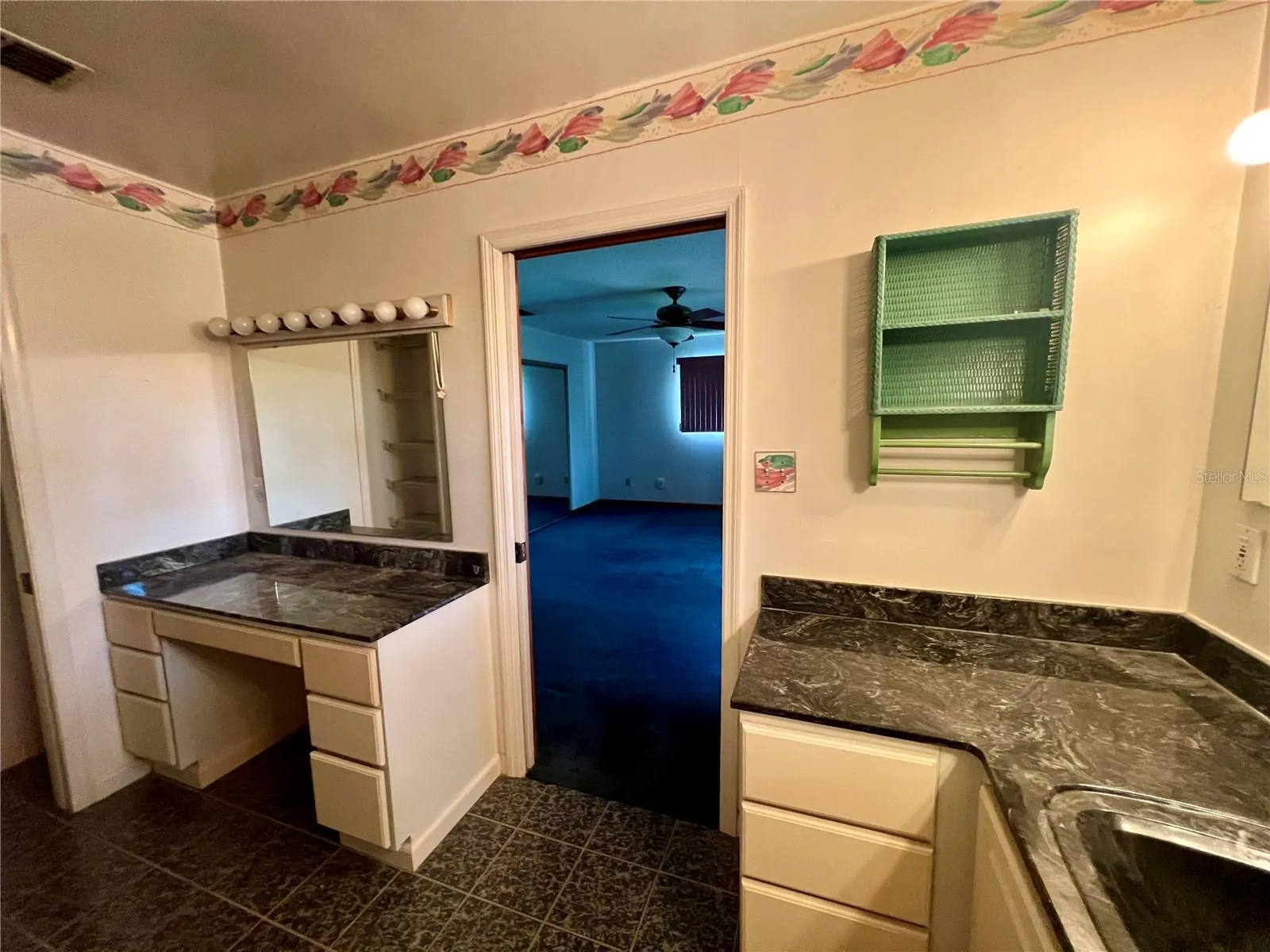 primary bath upstairs