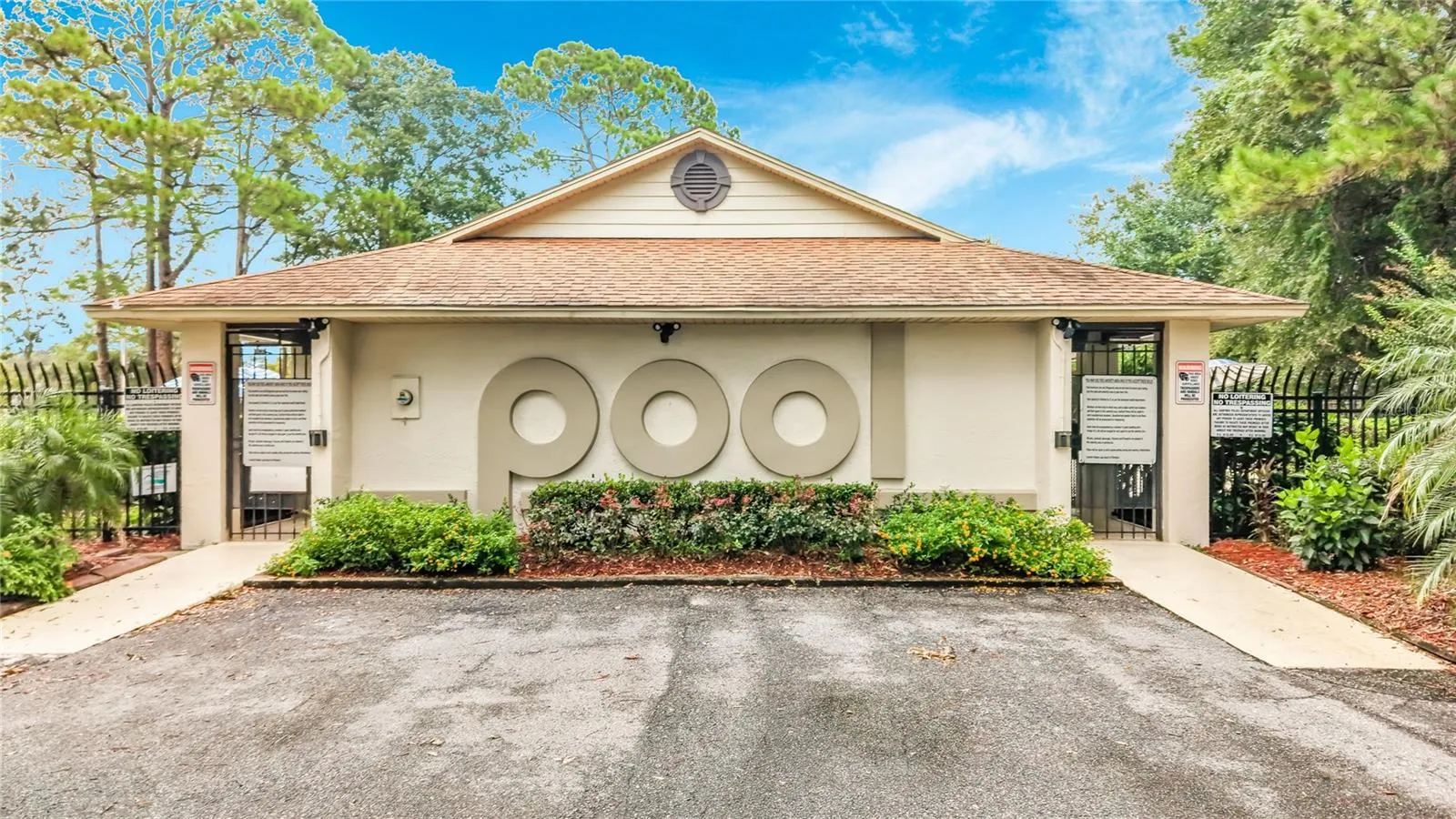Nice Amenities, close to the Villa.