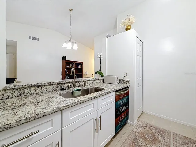 Beautiful granite countertops.