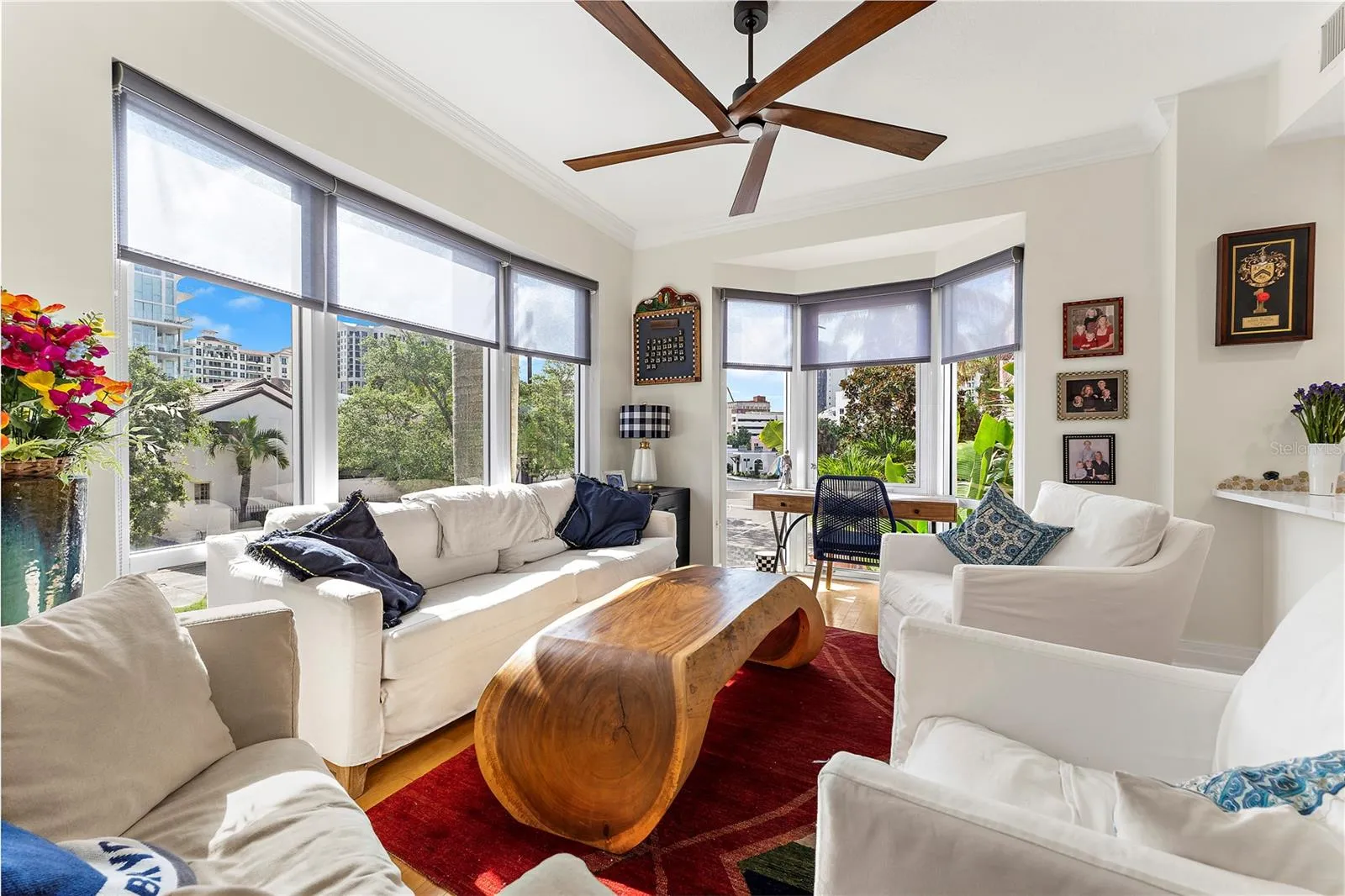 Living Room (2nd floor)