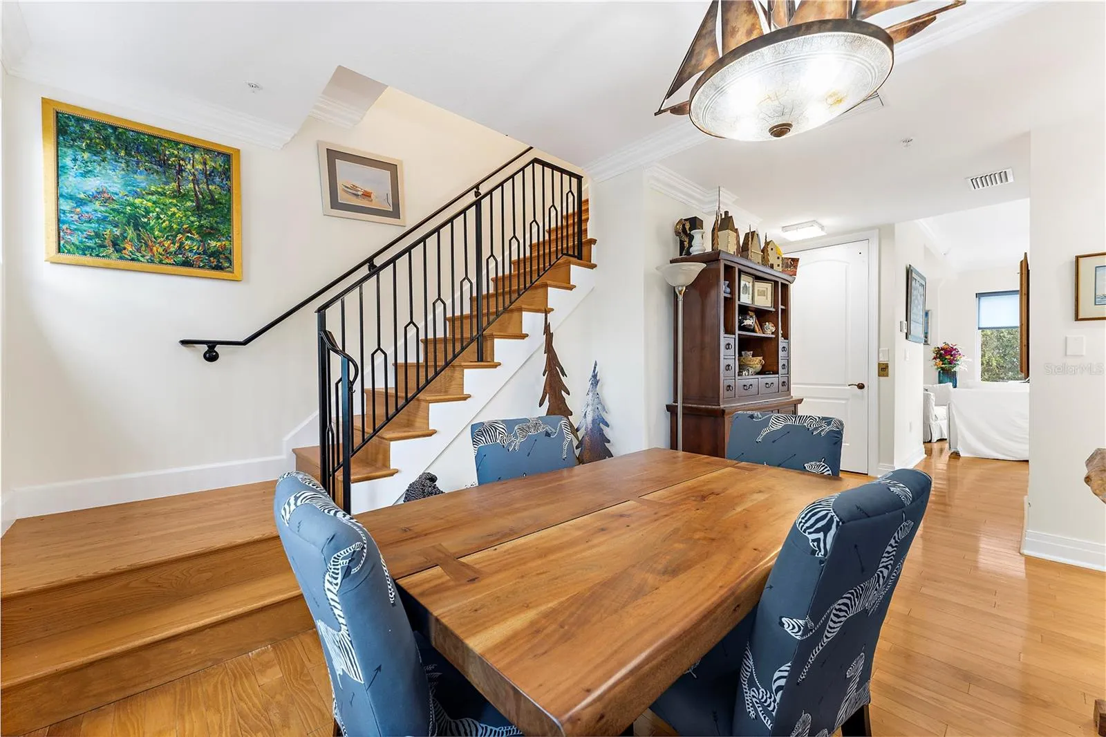 Dining Area (2nd floor)