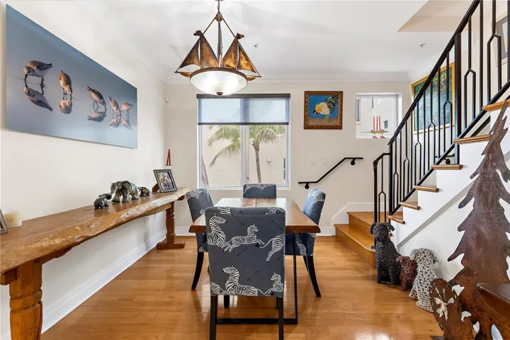 Dining Area (2nd floor)