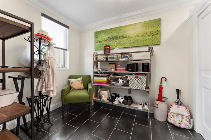 Flex Room/Den