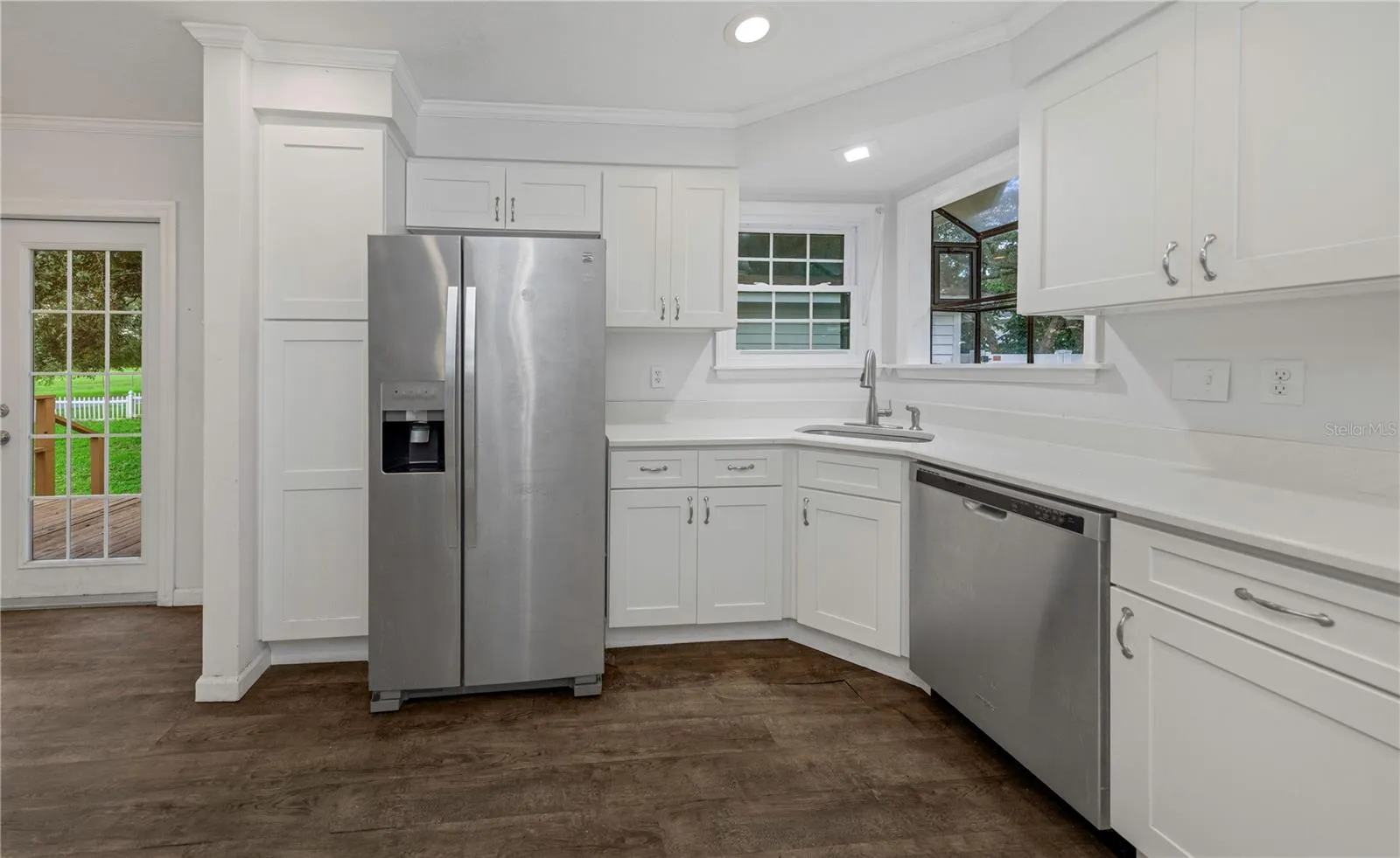 Kitchen - Left View