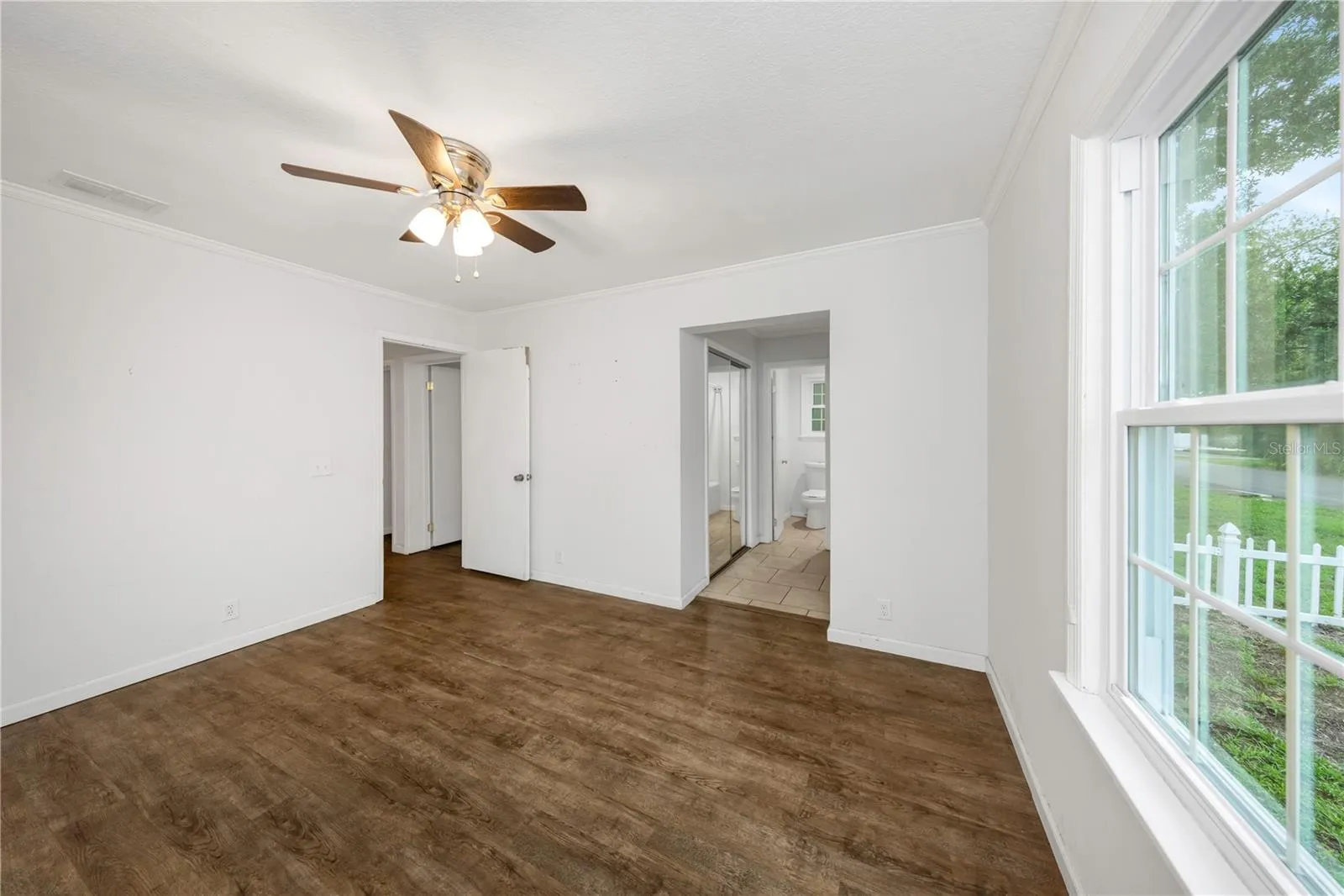 Master Bedroom - Reverse View