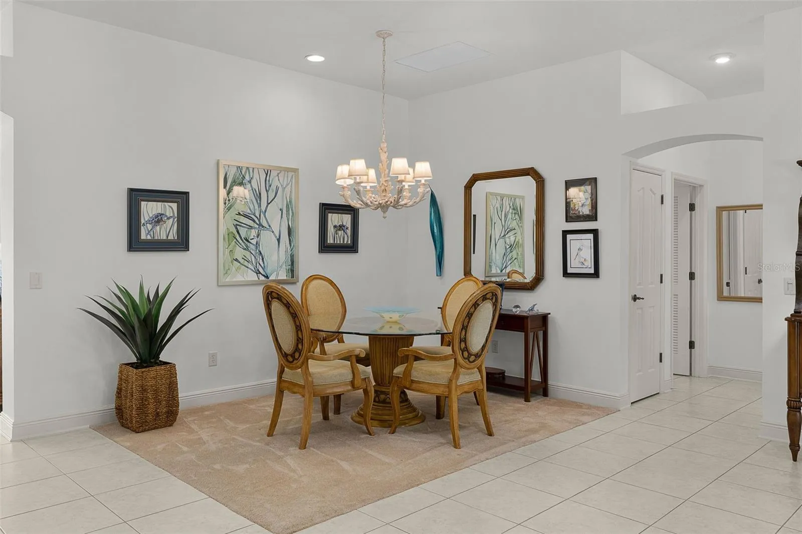 dining room