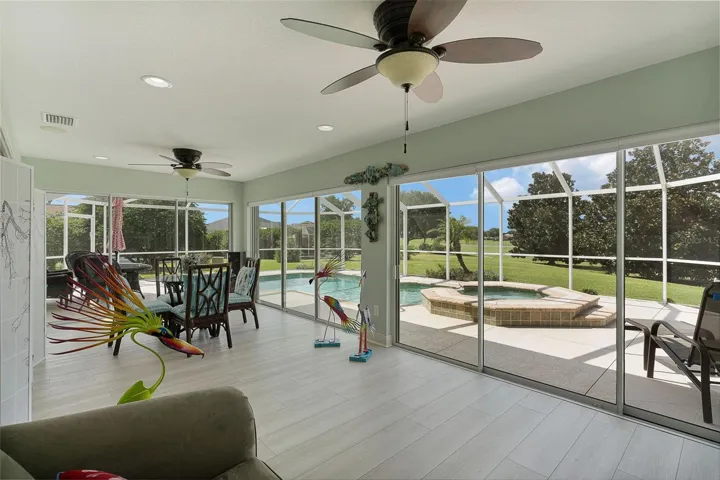 enclosed climate controlled solarium