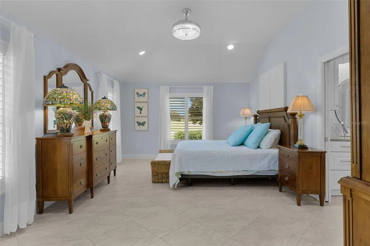 1st primary bedroom