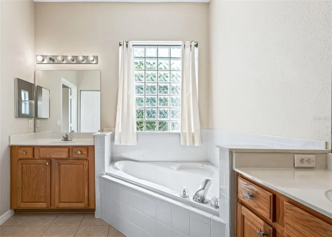 Soaking Tub