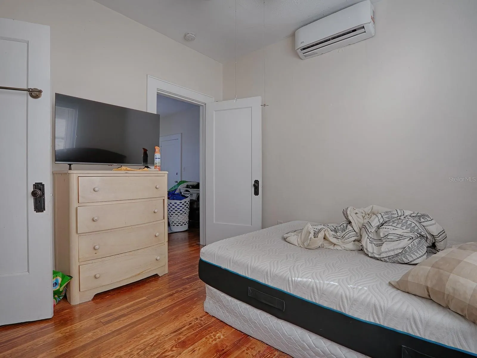 426_Unit#2_Primary Bedroom