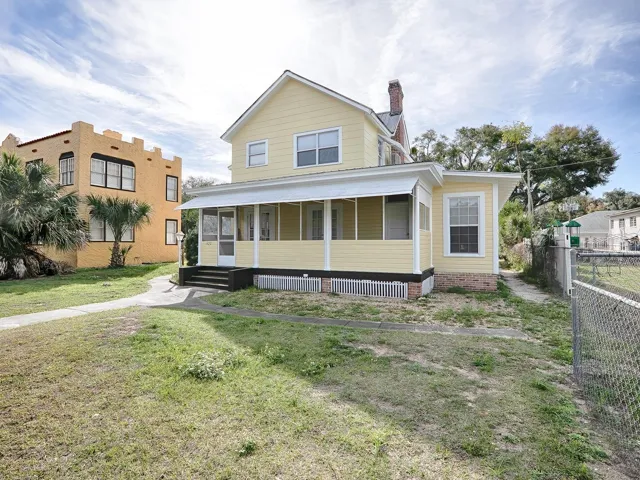 422_Exterior Front