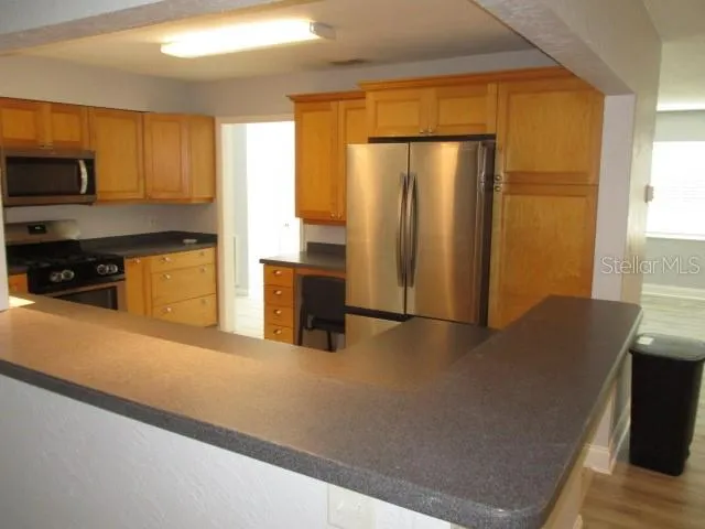 Kitchen Breakfast Bar
